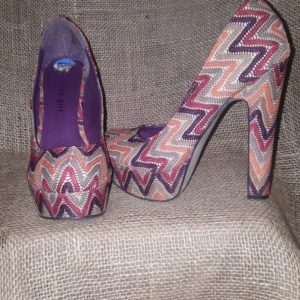 Madden Girl, Printed Fabric, Round Toe, Pumps, size 6.5, $25